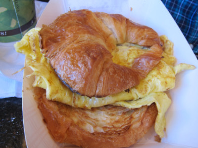 Croissant sandwich