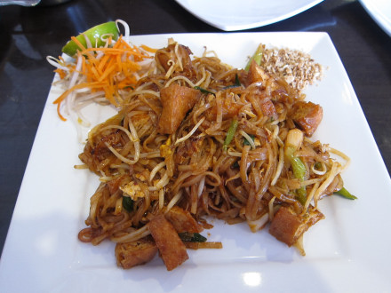 Pad thai