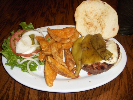 Steakburger with green chile and cheese