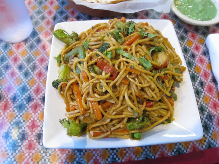 Vegetable chow mein