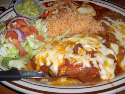 Chicken tampiqueña with red enchilada combines two of the best items at the restaurant